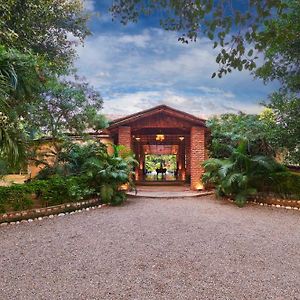 Acorn Hideaway Resort & Spa